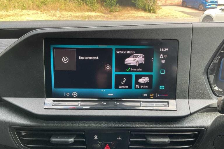 2024 Volkswagen Caddy Maxi 2.0 TDI 102PS Commerce Van (Business/Tech Pack) Van Diesel Manual