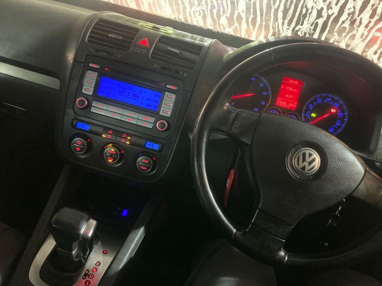 Volkswagen GOLF Automatic 1.6L Petrol ULEZ 5 Door Hatchback A3 Leon