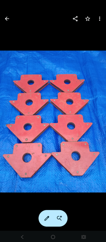 8 Red Welding Magnets – Arrow Shape, Good Condition