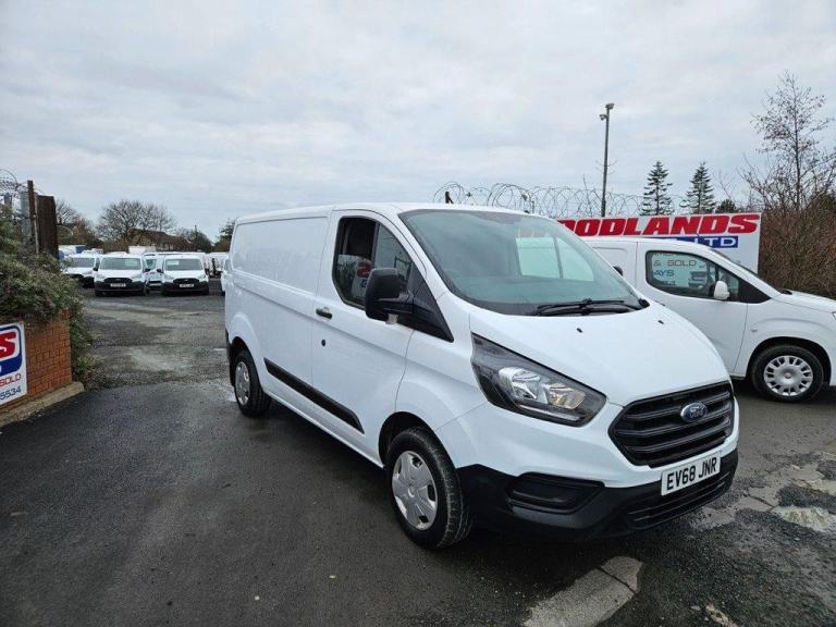2018 ON 68 PLATE FORD TRANSIT CUSTOM 300 BASE SWB DIESEL VAN ULEZ FREE ZONE