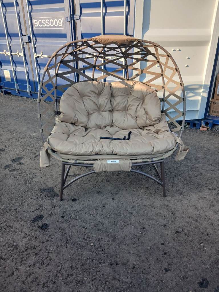 Outsunny Double Egg Chair – NEW in Box