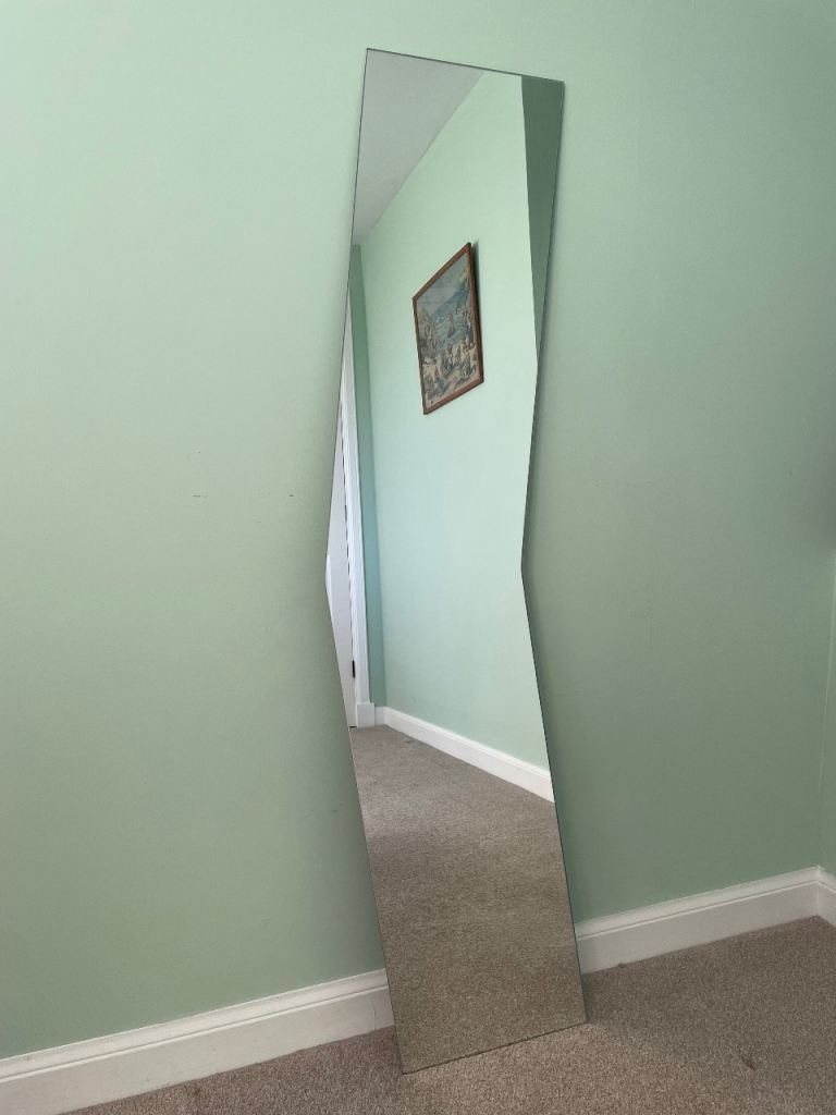 Wall mirror - fixings included