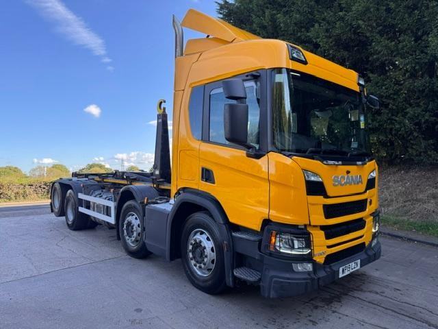 2019 Scania P500 E6 8x2 rear lift Cayvol hookloader piped for draw bar