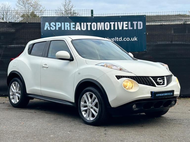 2013 Nissan Juke 1.6 Acenta Premium CVT Euro 5 5dr HATCHBACK Petrol Automatic