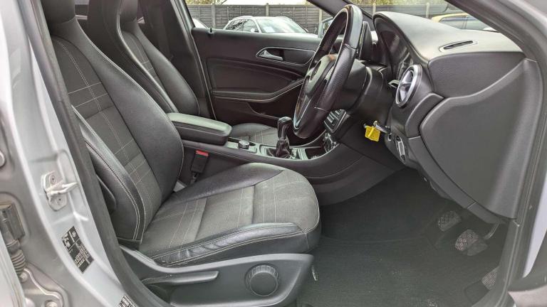 2013 Mercedes-Benz A-Class A200 CDI BlueEFFICIENCY Sport 5dr HATCHBACK DIESEL Manual