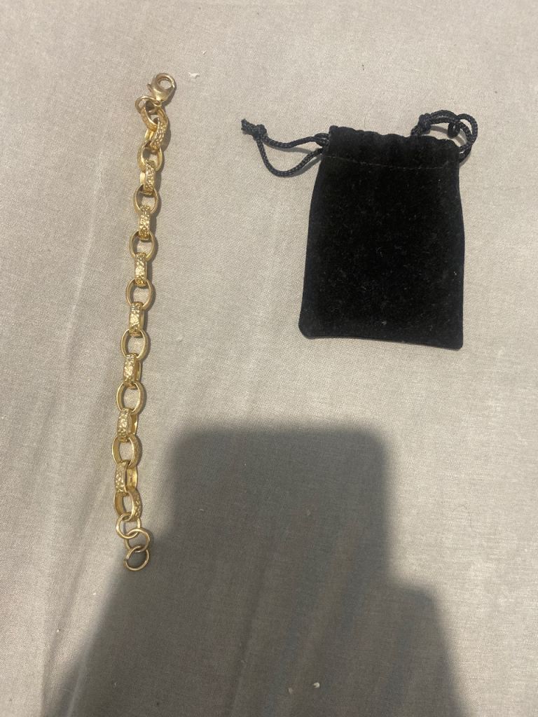 Lovely Gold Tone Chunky Link Bracelet - Patterned Details, Good Condition