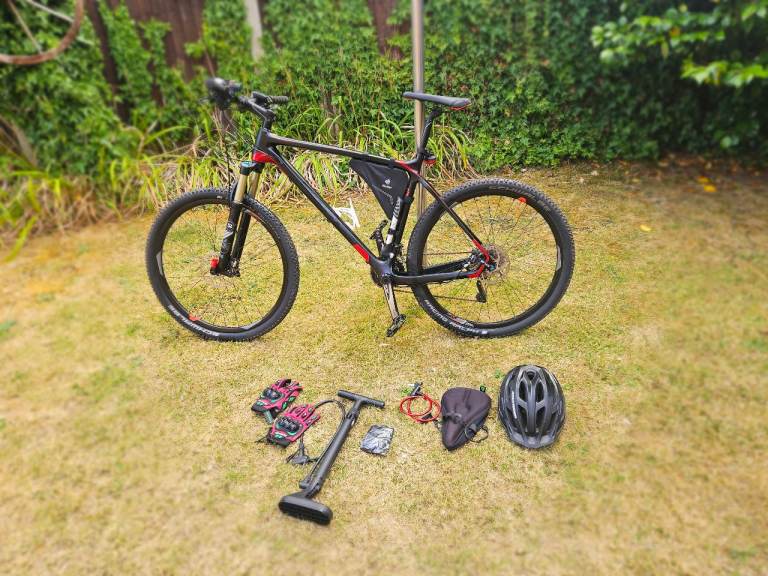 Giant XTC Advanced 29 Carbon Hardtail MTB – Fox 32 / Shimano SLX – Excellent Condition