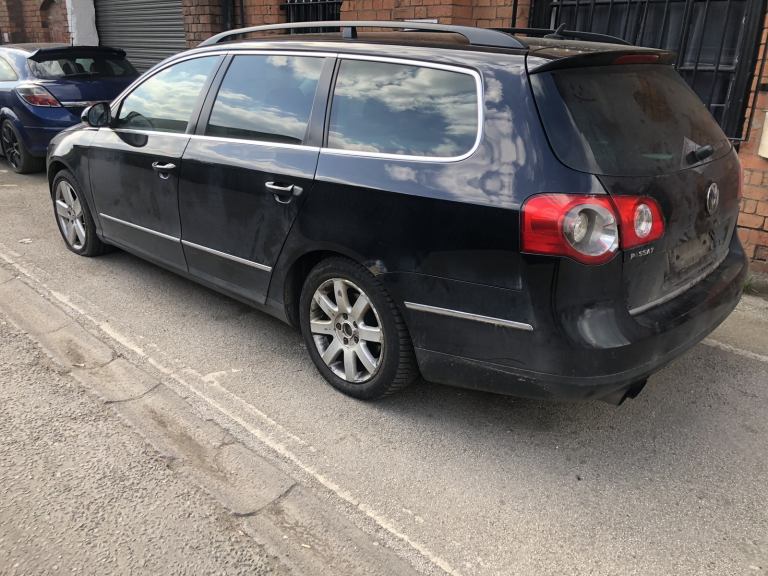 VOLKSWAGEN PASSAT 2007 BREAKING FOR PARTS 2.0L DIESEL 