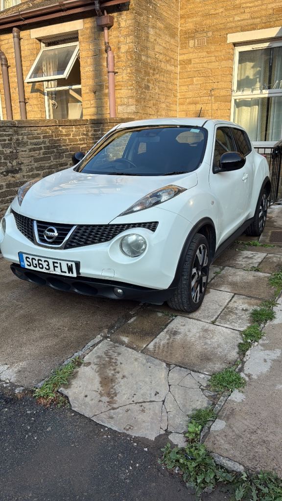 Nissan, JUKE, Hatchback, 2013, Manual, 1461 (cc), 5 doors