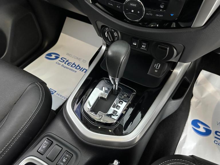 2019 Nissan Navara 2.3 dCi Tekna Auto 4WD Euro 6 4dr PICK UP Diesel Automatic