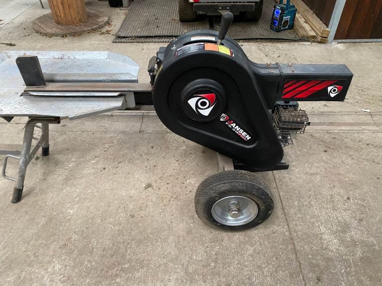 JANSEN KINETIC  20TON LOG SPLITTER