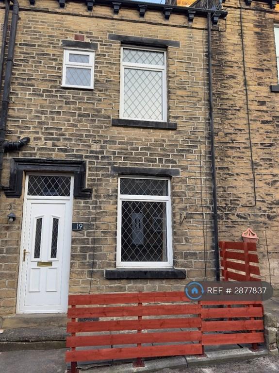 3 bedroom house in Nunthorpe Road, Leeds, LS13 (3 bed) (#2877837)