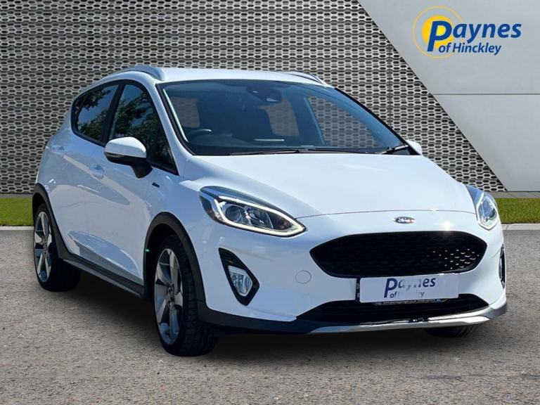 2018 Ford Fiesta Active X 5 Door 1.0L 100PS AUTO Frozen White LOW MILES 1 OWNER