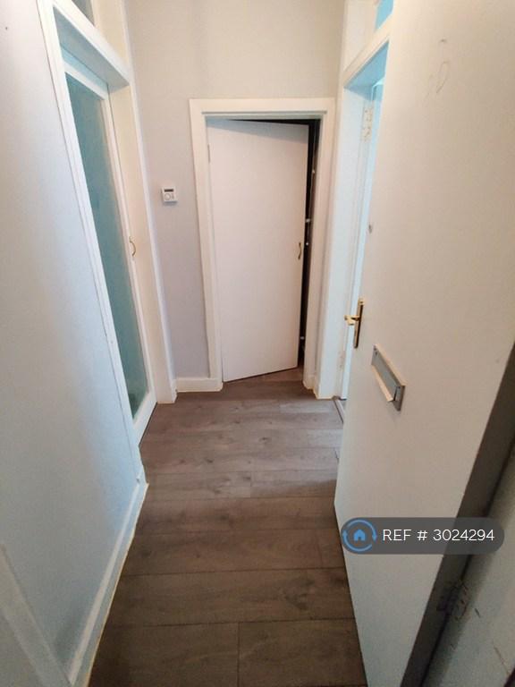 1 bedroom flat in Inchaffray Street, Perth, PH1 (1 bed) (#3024294)