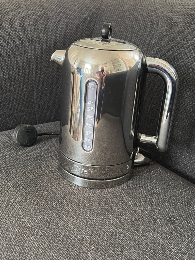 Dualit Kettle - Silver, Cordless, Good Condition