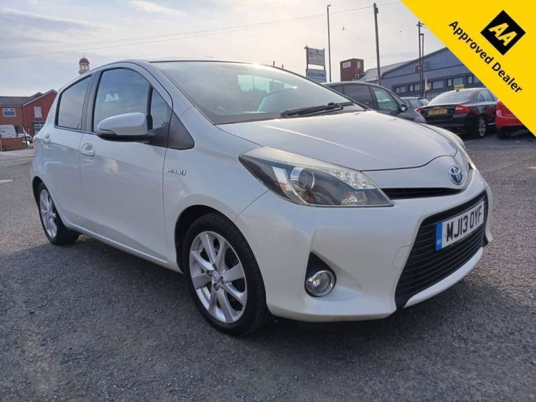 2013 Toyota Yaris 1.5 VVT-i Hybrid T Spirit 5dr CVT HATCHBACK PETROL/ELECTRIC Automatic