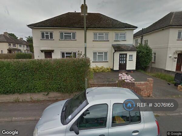 5 bedroom house in Ashwood Road, Englefield Green, TW20 (5 bed) (#3076165)