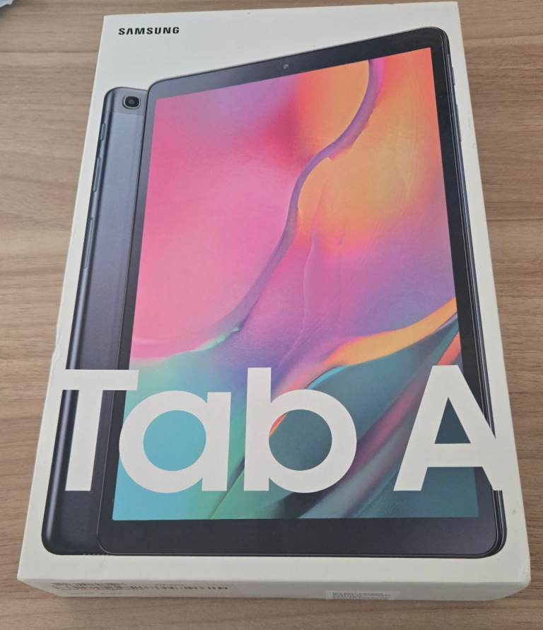 Samsung Galaxy Tab A SM-T515 Tablet Samsung 32 GB  WIFI and Sim - Silver New and Boxed with Case
