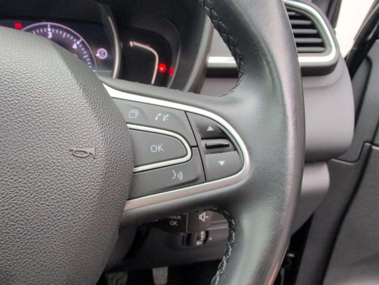 2018 Renault Kadjar 1.5 dCi Signature Nav SUV 5dr Diesel Manual Euro 6 (s/s) (110 ps) HILL STAR H...