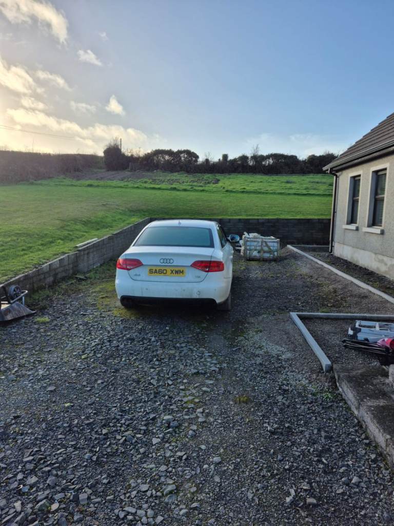 Audi, A4, Saloon, 2010, Manual, 1968 (cc), 4 doors