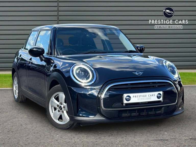 MINI Hatch 1.5 Cooper Classic Steptronic Euro 6 (s/s) 5dr Petrol Automatic