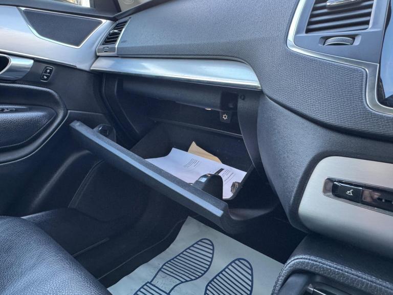 2017 Volvo XC90 2.0 T8 Hybrid Momentum Pro 5dr Geartronic ESTATE PETROL/ELECTRIC Automatic