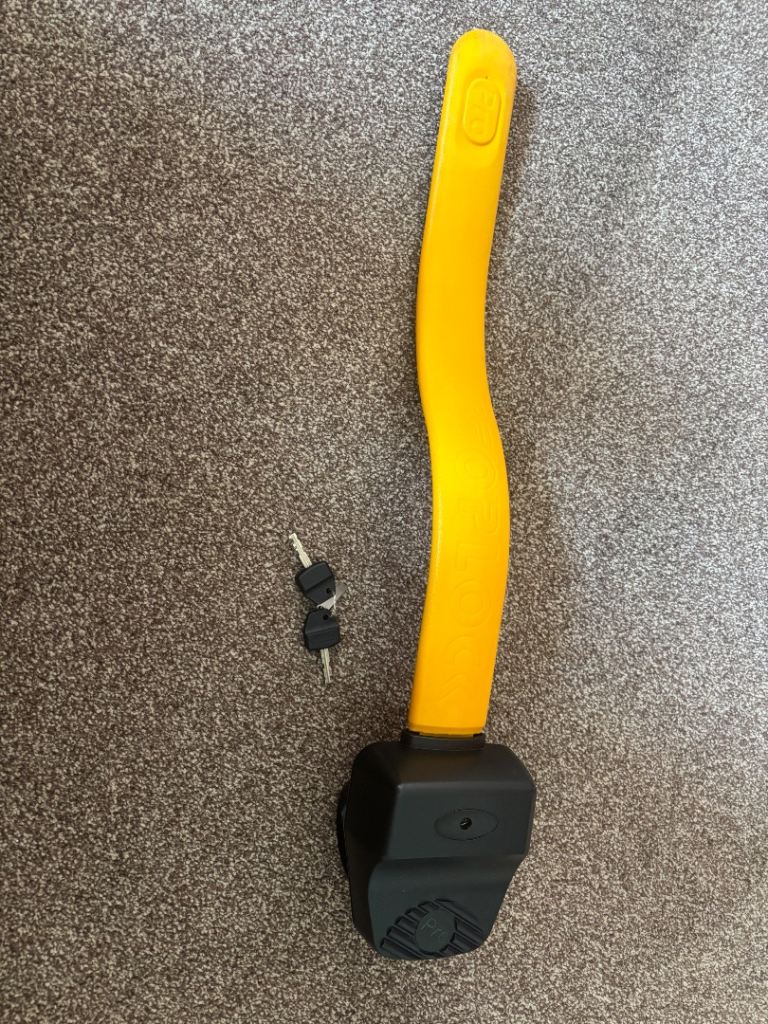 Car steering wheel lock