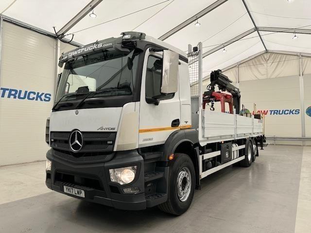 Mercedes Actros 2532 6x2 Rear Lift Brick Grab