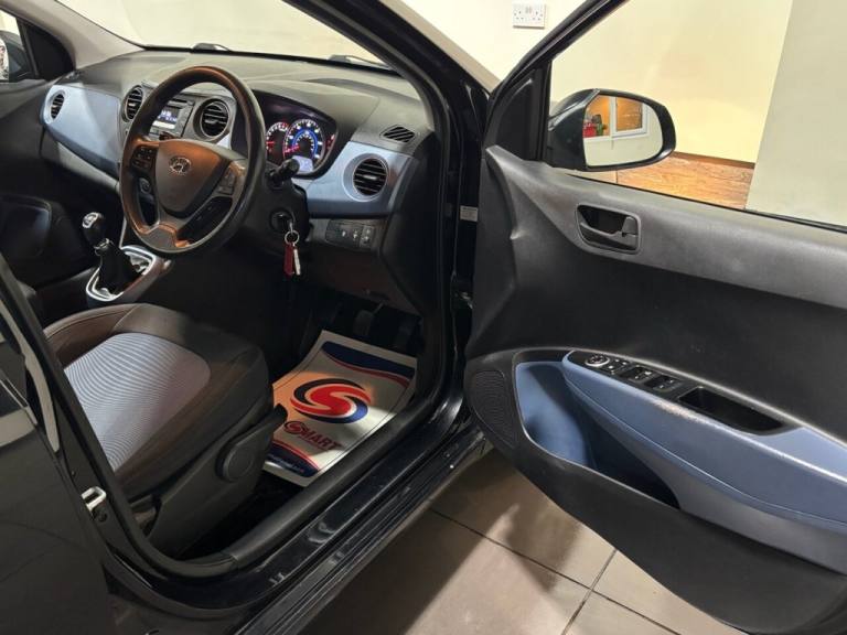 2014 Hyundai i10 1.0 SE 5dr HATCHBACK PETROL Manual