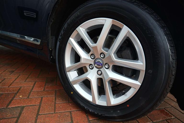 2016 Volvo XC60 2.4 XC60 SE Luxury Nav D5 AWD 4WD 5dr SUV Diesel Manual