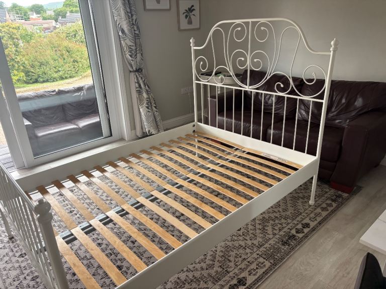 White Metal Double Bed Frame with Slats – Good Condition
