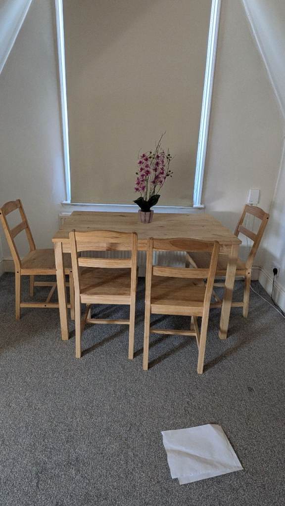 Wooden Dining Table with 4 Matching Chairs – Good for Restoration