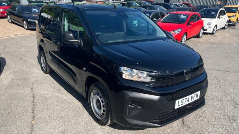 2024 Peugeot Partner Black 1.5 BlueHDi 950 Professional LWB van, 33,200 miles, Euro 6, 6-Speed m ...