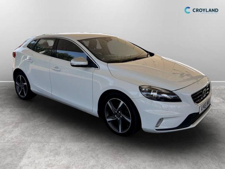 2016 Volvo V40 D2 [120] R DESIGN Nav 5dr HATCHBACK DIESEL Manual
