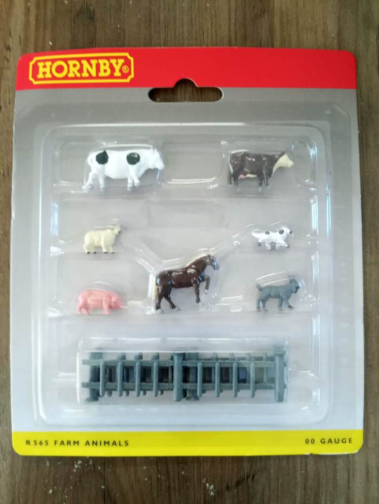 Hornby R565 Farm Animals 00 Gauge New/Sealed