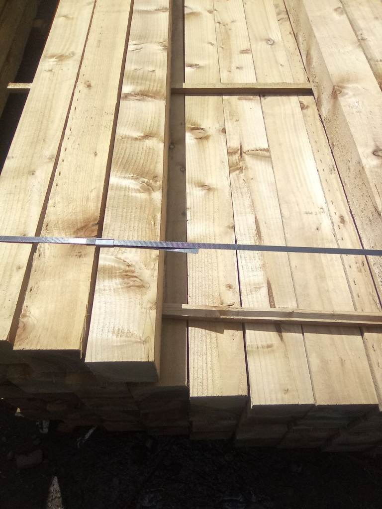 New green treated 10 foot posts