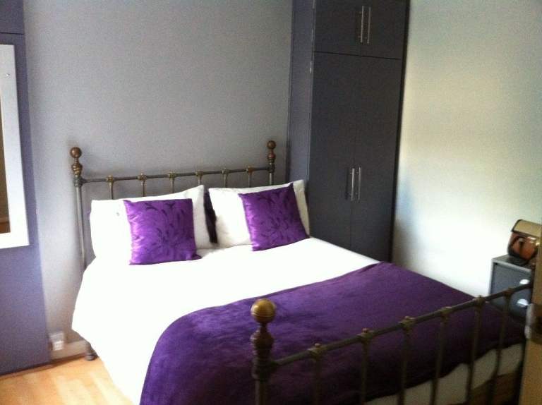 (ALL BILLS INCLUDED & AVAILABLE NOW) ..NICE BIG DOUBLE Room in REDBRIDGE, IG1 3SS for £885pcm