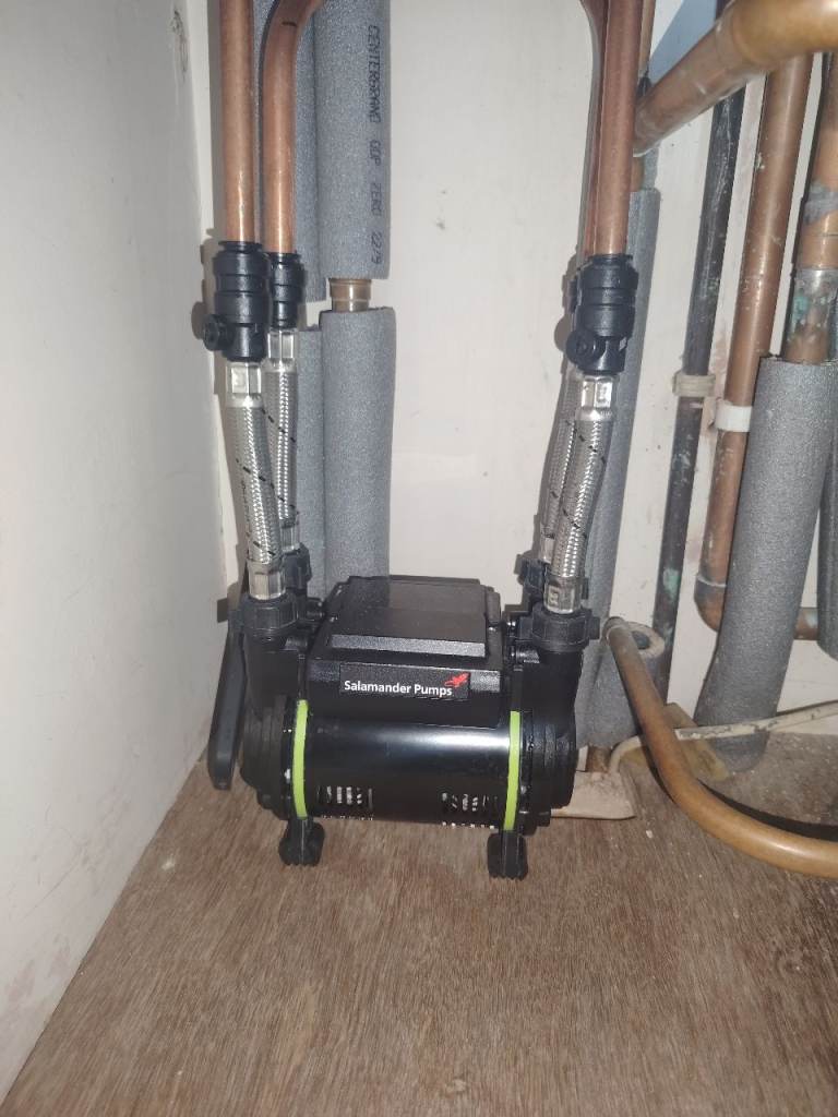 Salamander CT75 Xtra 2.0 Bar Twin Positive Shower Pump