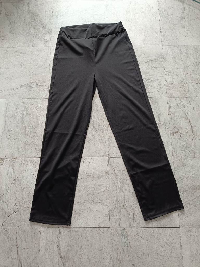 Women's Black High-Waisted Wide Leg Trousers / Palazzos (Size L)