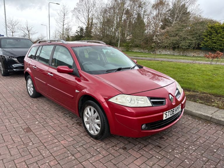 Renault Megane 1.6 Petrol Estate.