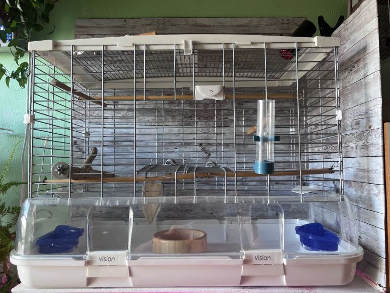 Vision - medium size Bird cage