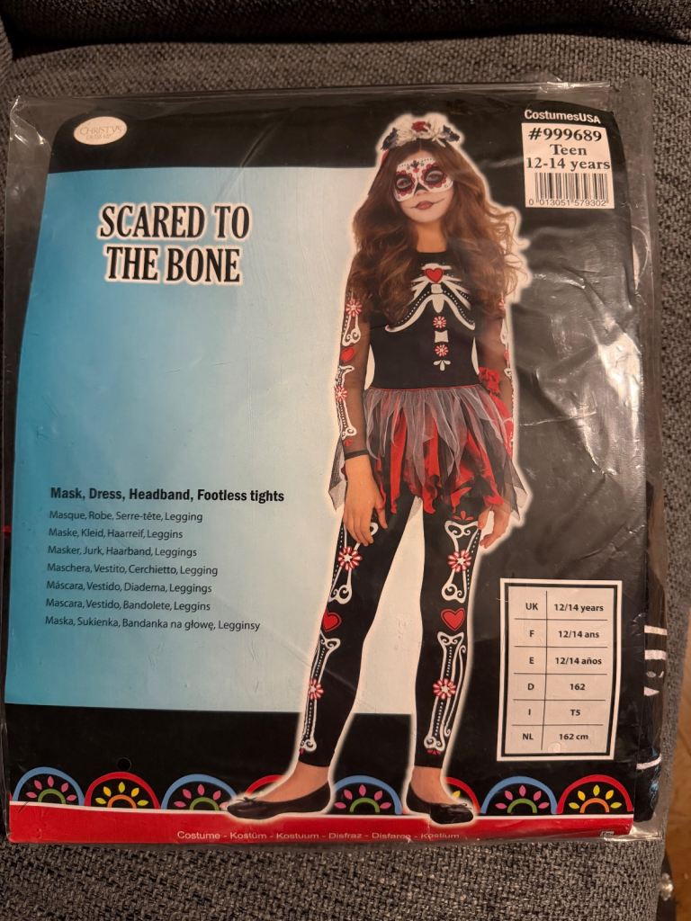 Scared to the Bone / Day of the dead costume
