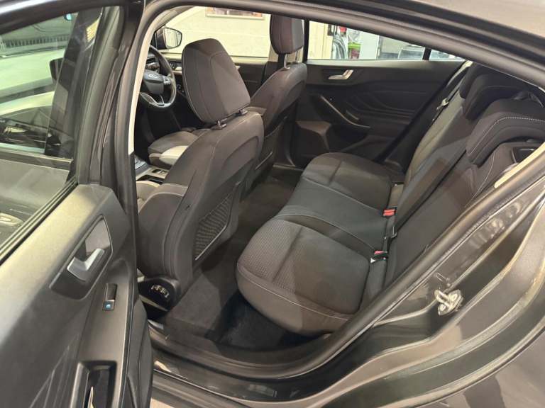 FORD FOCUS 1.5 EcoBlue Zetec 2018