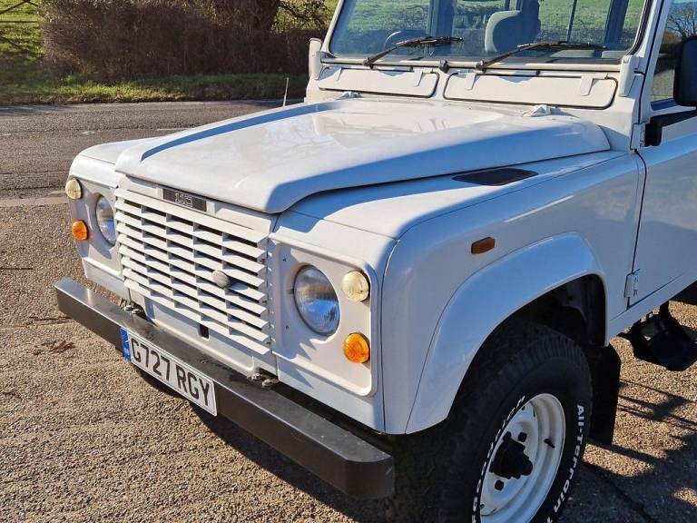 1990 Land Rover Defender 110 3.5 County Station Wagon Petrol Manual (134 bhp) V8 3500cc SUV Petro...