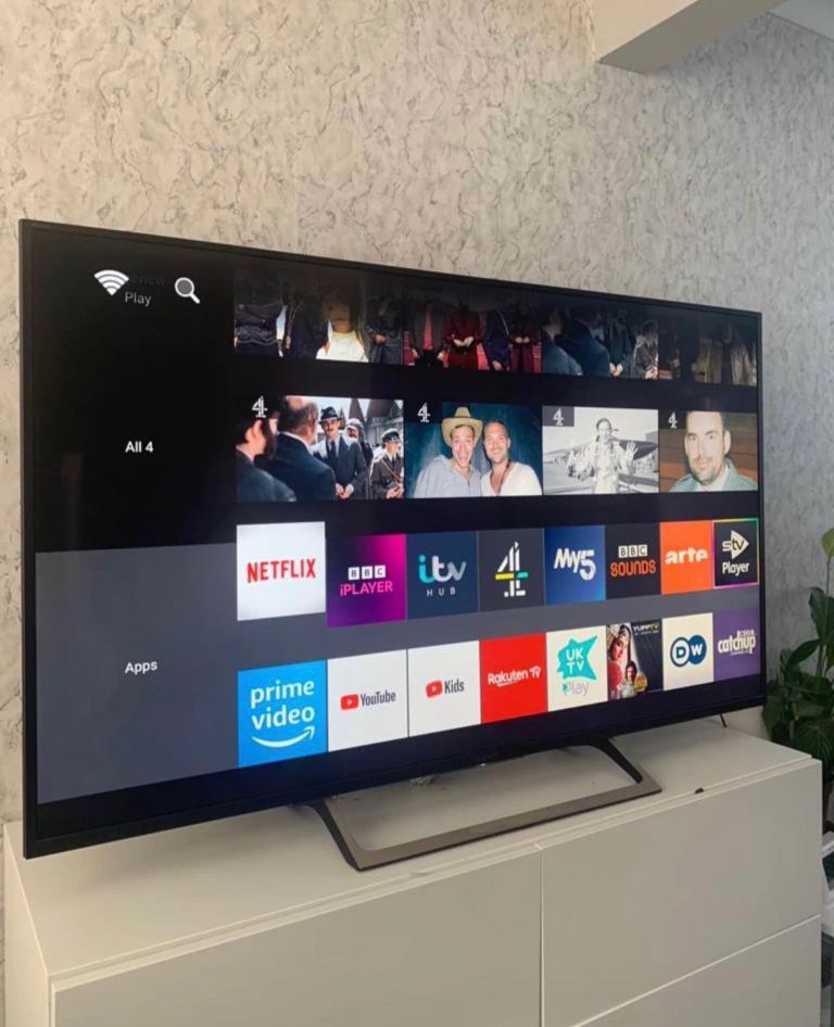 65” 4K Sony Smart WiFi   Ultra Hd led tv   Excellent condition
