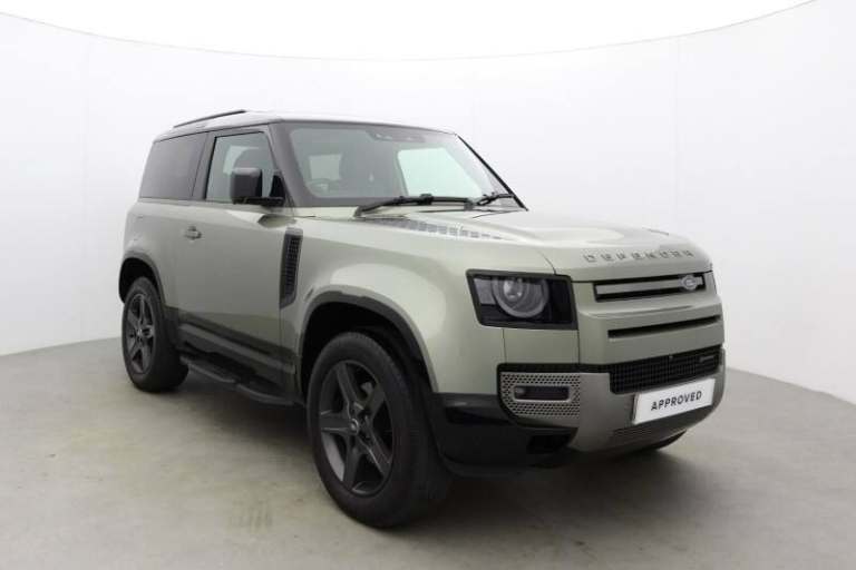 LAND ROVER DEFENDER 3.0 D250 X-Dynamic SE 90 3dr Auto