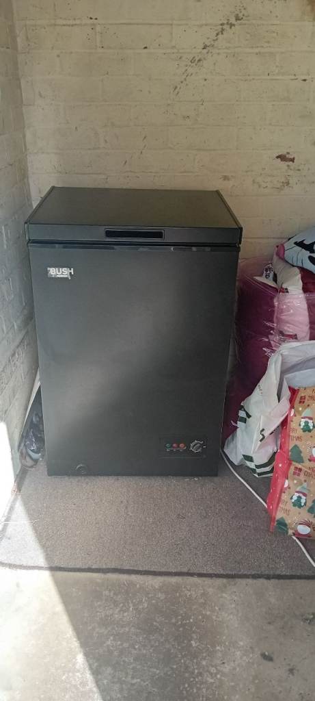 Bush Chest Freezer – Dark Grey, Good Condition