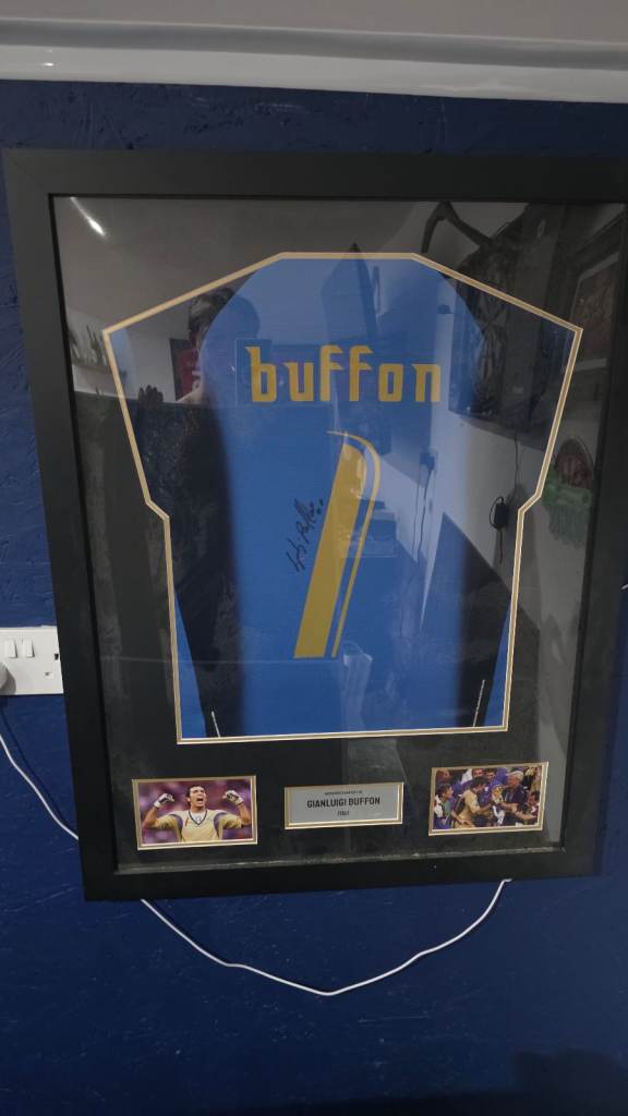 Signed buffon shirt with certificate of authenticity 