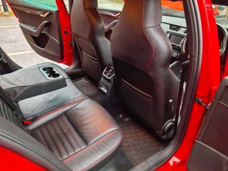 2015 Skoda Octavia 2.0 Octavia vRS TDI 4x4 Semi-Auto 4WD 5dr Hatchback Diesel Automatic