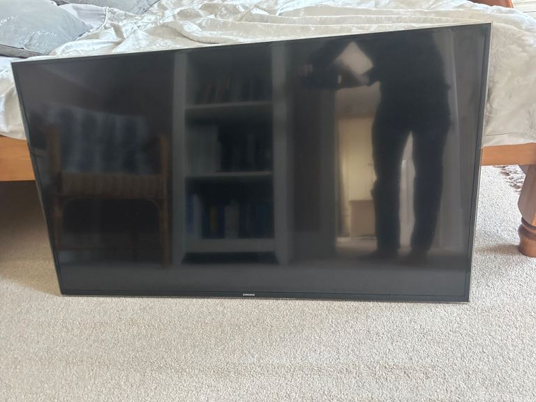 Title: Samsung 48" Smart Full HD TV - UE48H6400 - WiFi, 4 HDMI, 3 USB